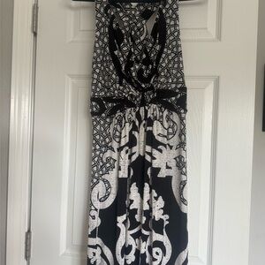 Elegant Black and White Patterned Maxi Dress